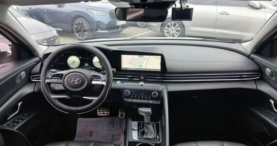 Hyundai Avante 