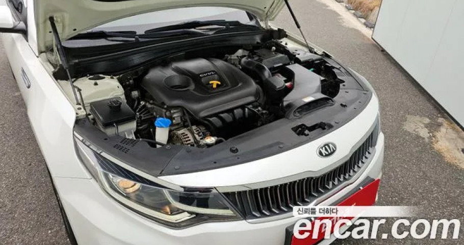 Kia K5 