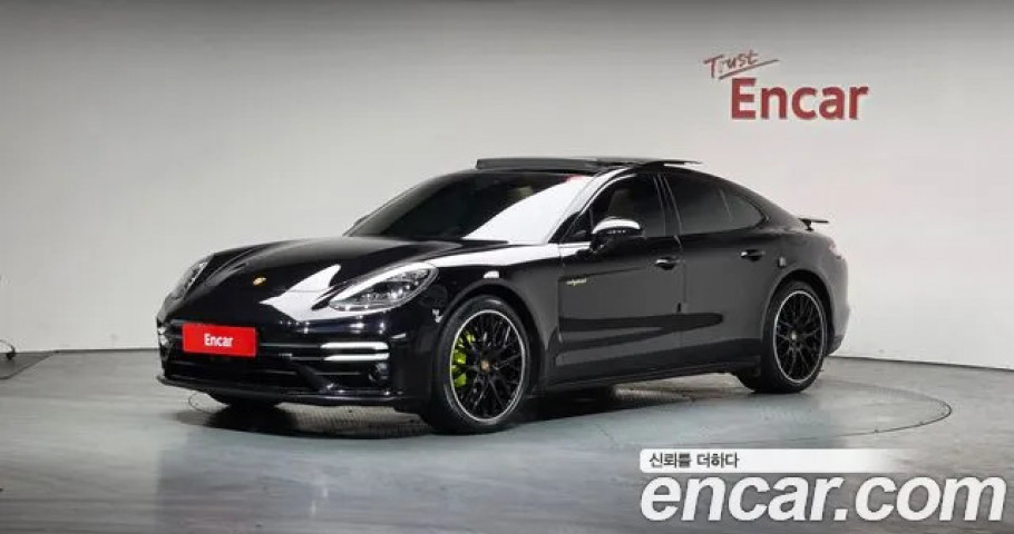 Porsche Panamera 