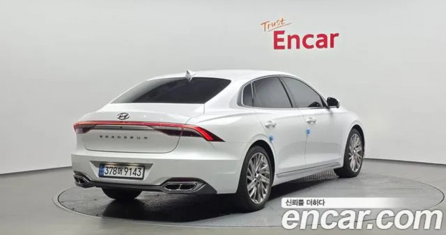 Hyundai Grandeur 
