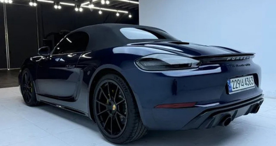 Porsche 718 