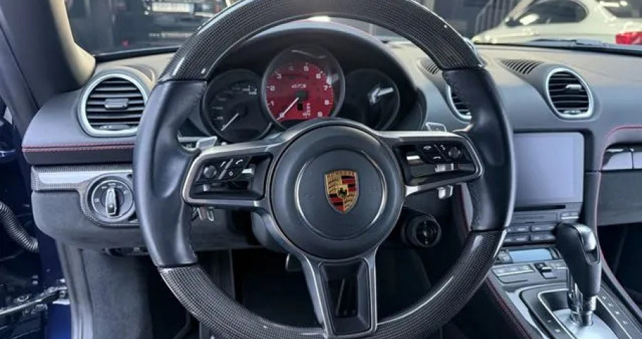 Porsche 718 