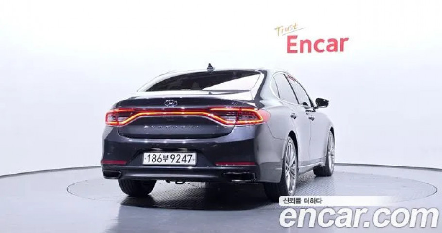 Hyundai Grandeur 