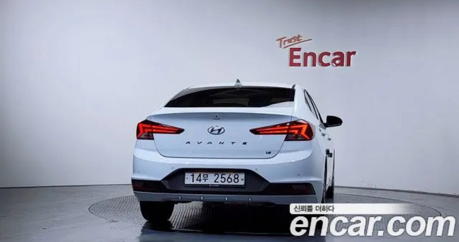 Hyundai Avante (Elantra) 