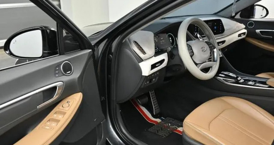 Hyundai Sonata 