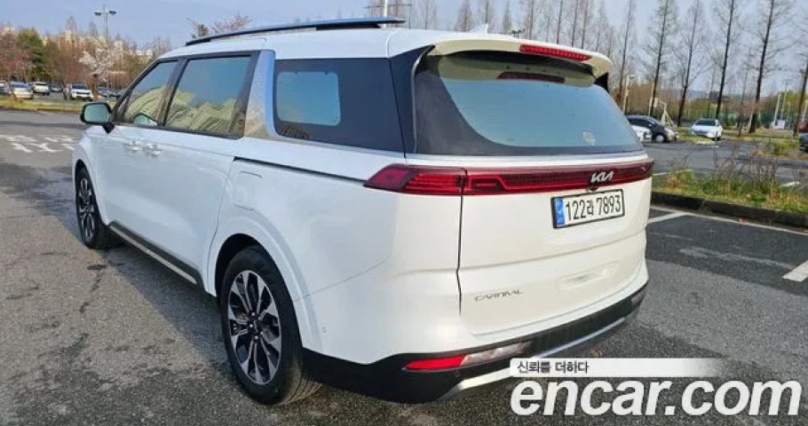 Kia Carnival 