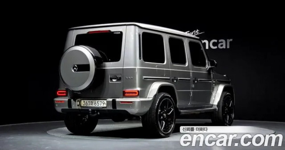 Mercedes-Benz G-Class 