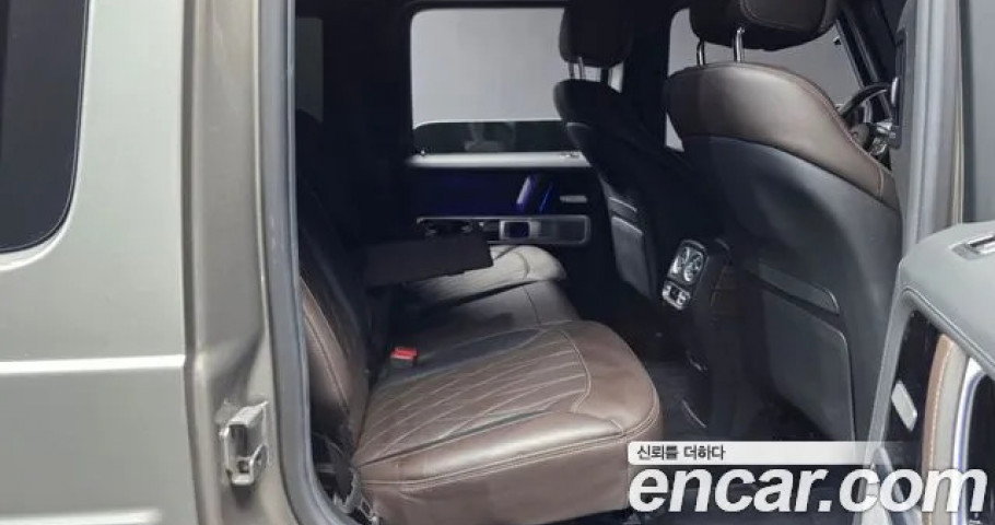 Mercedes-Benz G-Class 