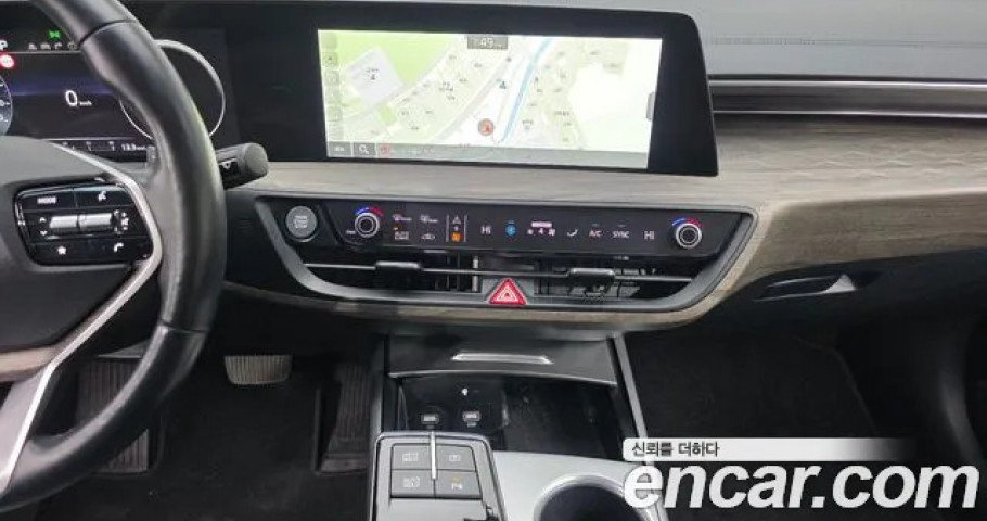 Kia K8 