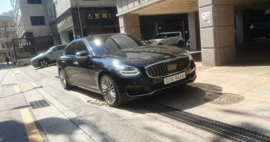 Kia K9 