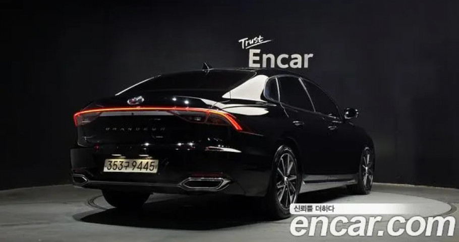 Hyundai Grandeur 