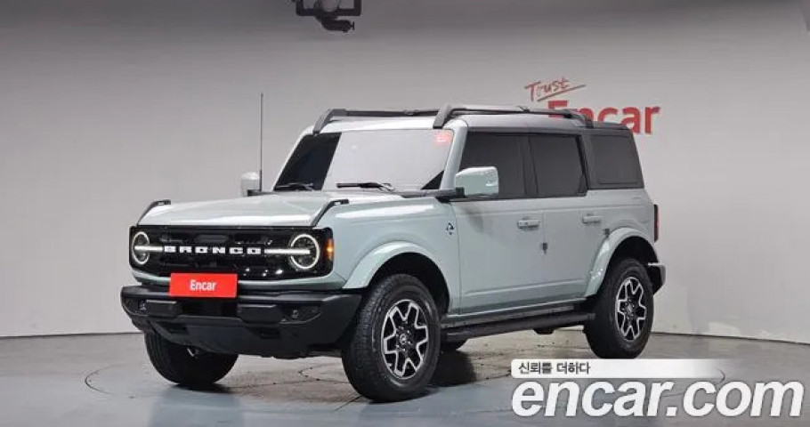 Ford Bronco 