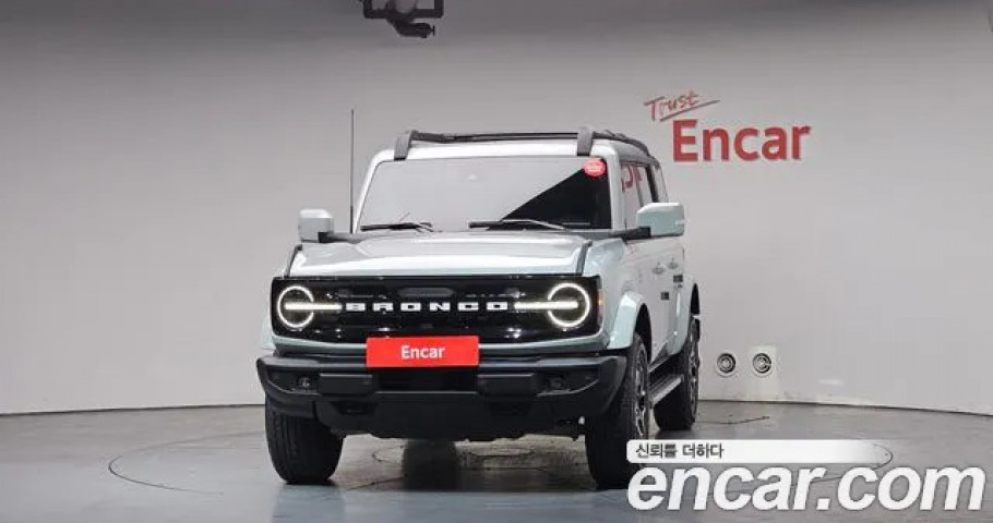 Ford Bronco 