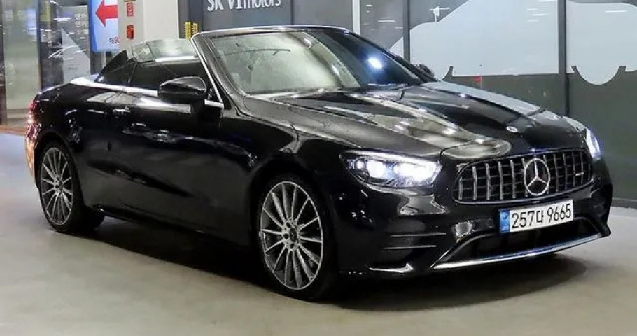 Mercedes-Benz E-Class 