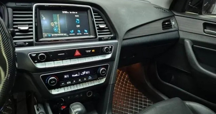 Hyundai Sonata 