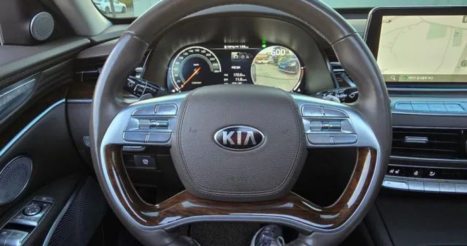 Kia K9 