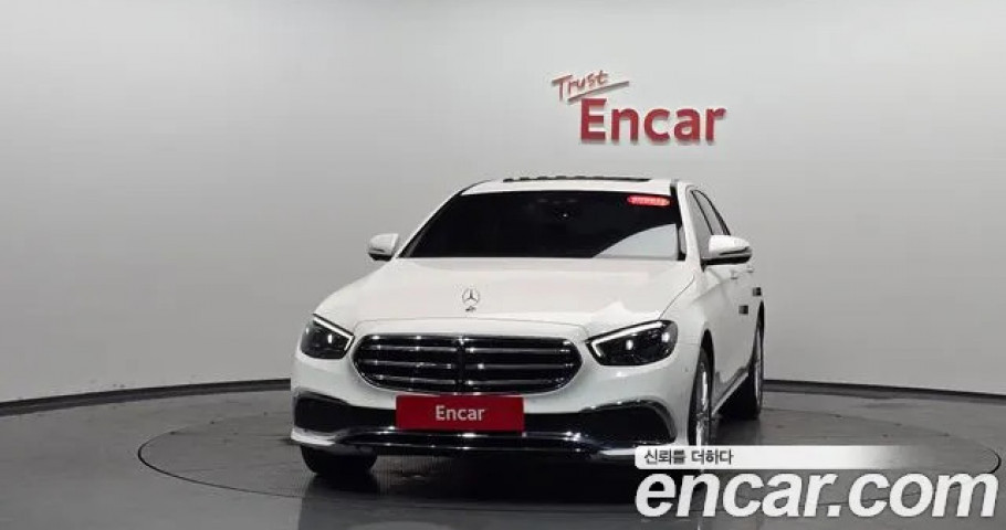 Mercedes-Benz E-Class 