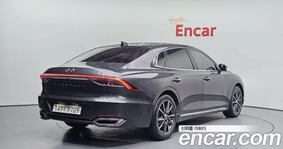 Hyundai Grandeur 