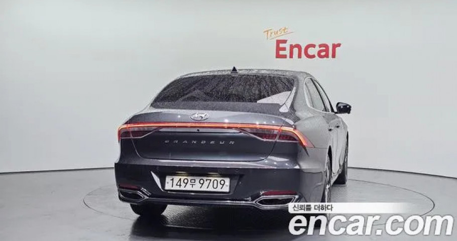 Hyundai Grandeur 