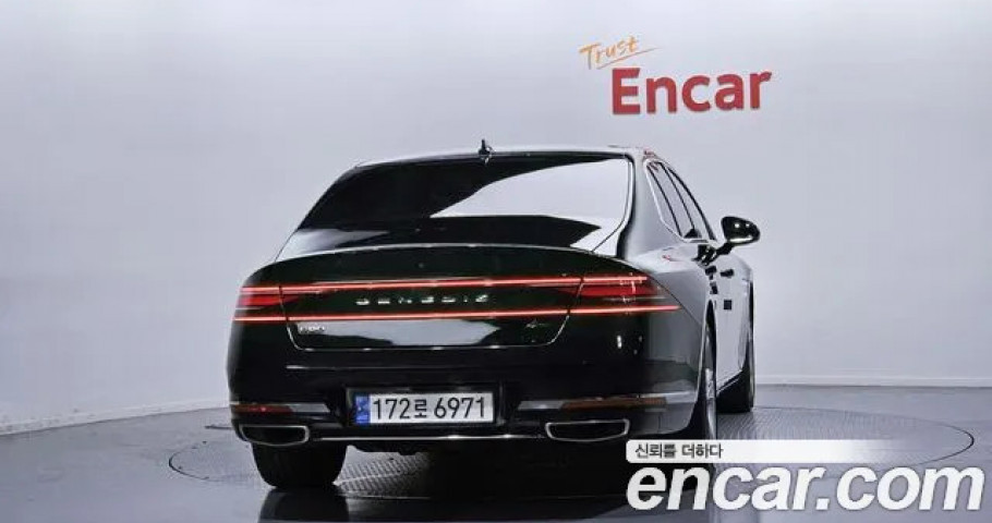 Genesis G90 