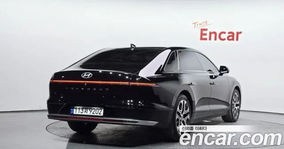 Hyundai Grandeur 