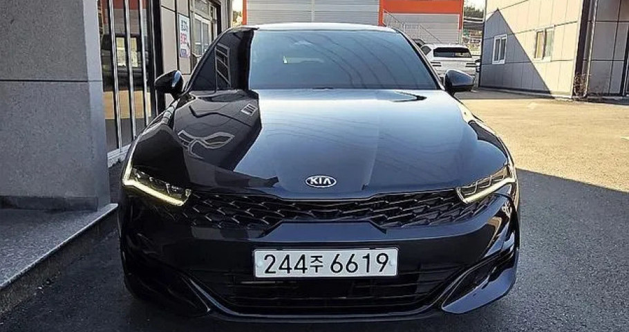 Kia K5 
