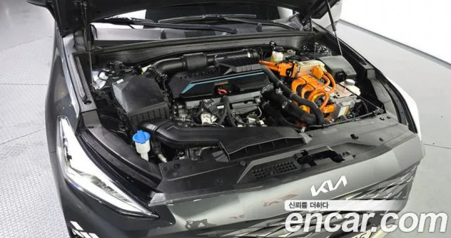Kia K8 