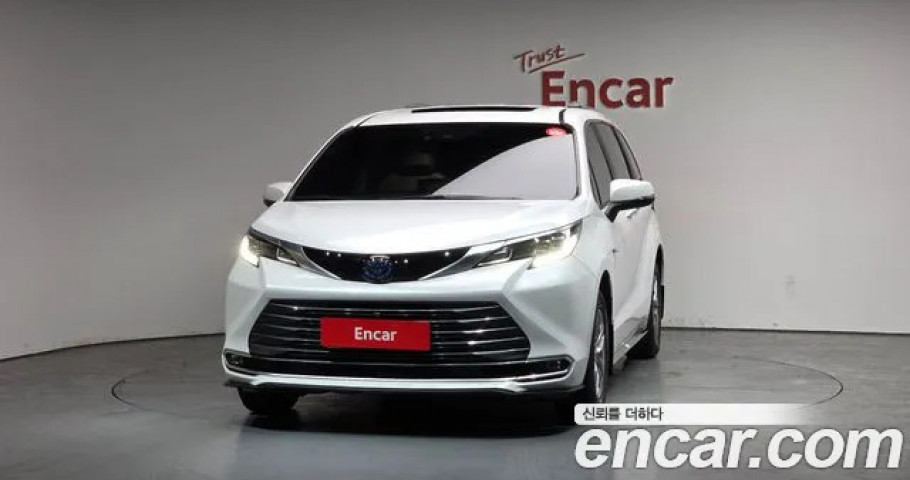 Toyota Sienna 