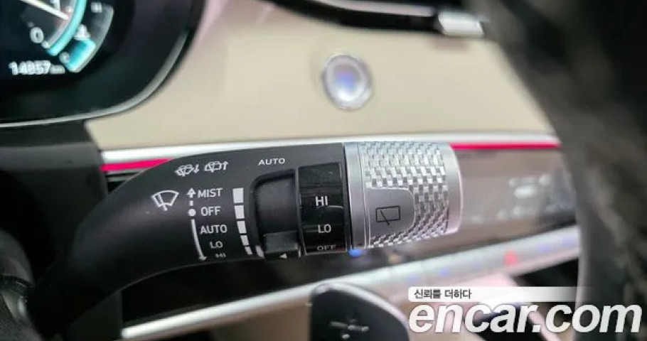 Genesis Gv70 