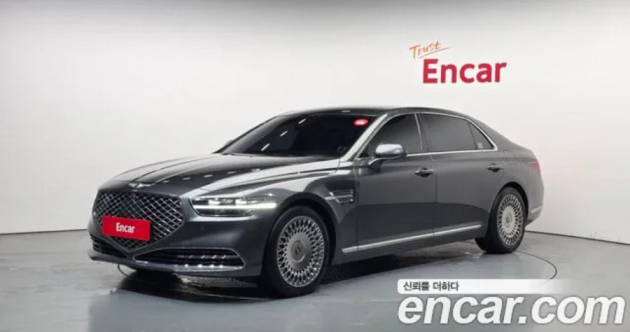 Genesis G90 