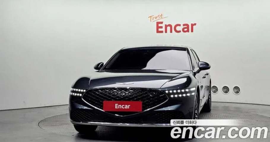 Genesis G90 