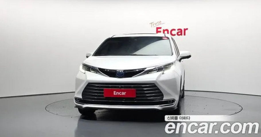 Toyota Sienna 