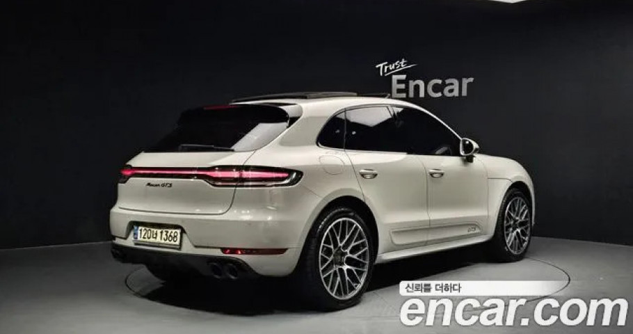 Porsche Macan 