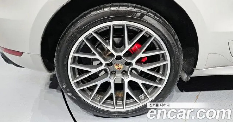 Porsche Macan 