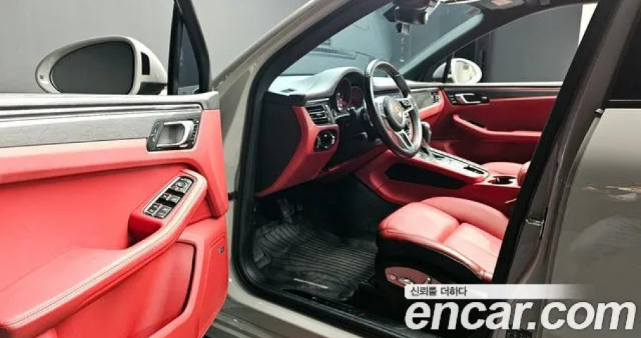 Porsche Macan 
