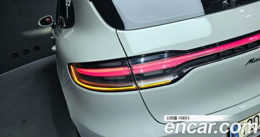 Porsche Macan 