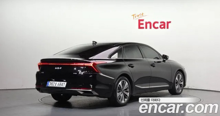 Kia K8 
