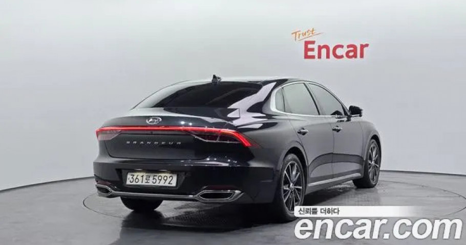Hyundai Grandeur 