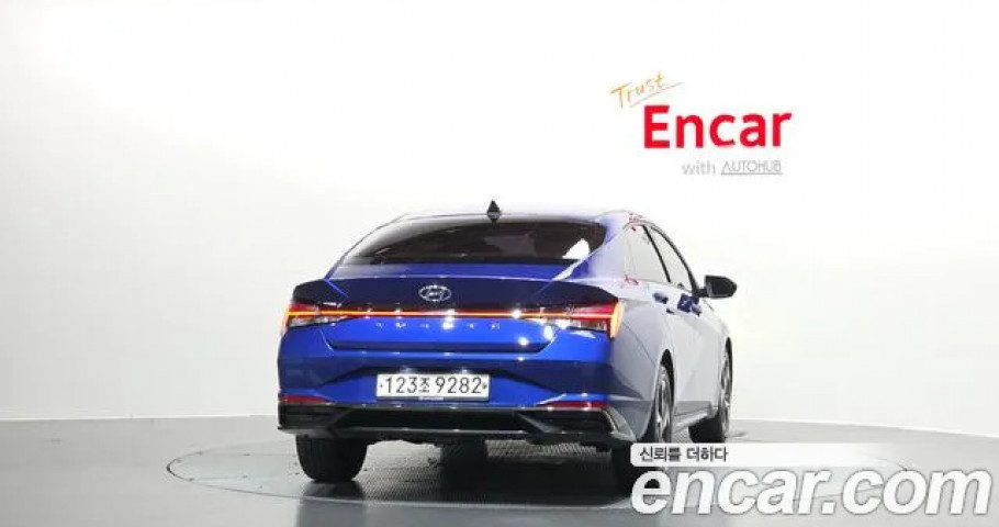 Hyundai Avante (Elantra) 