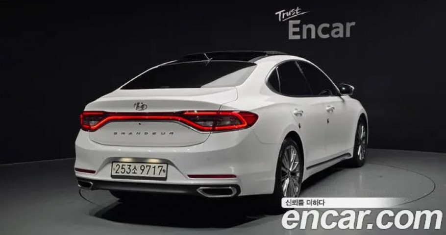 Hyundai Grandeur 