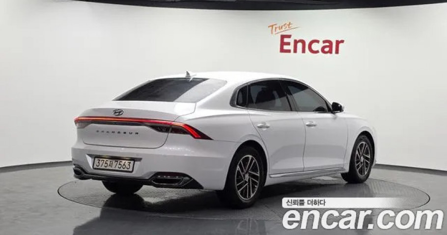 Hyundai Grandeur 