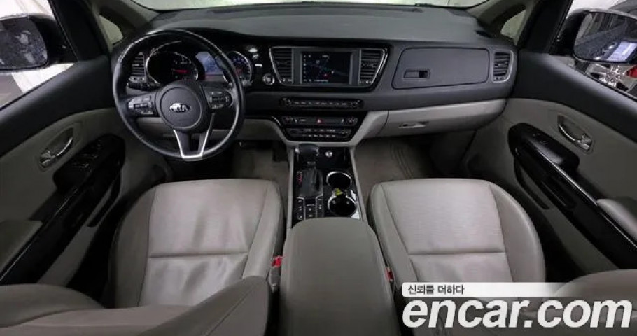 Kia Carnival 