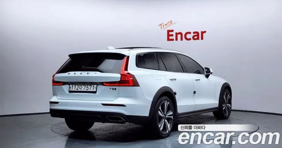 Volvo V60 