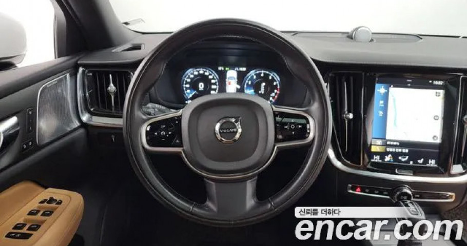 Volvo V60 