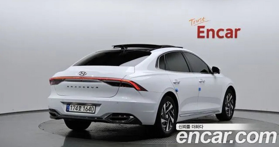 Hyundai Grandeur 