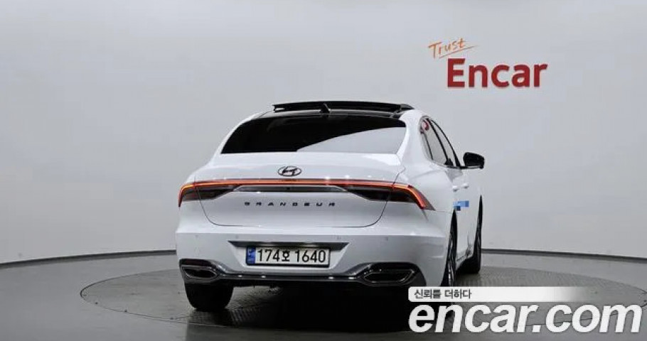 Hyundai Grandeur 