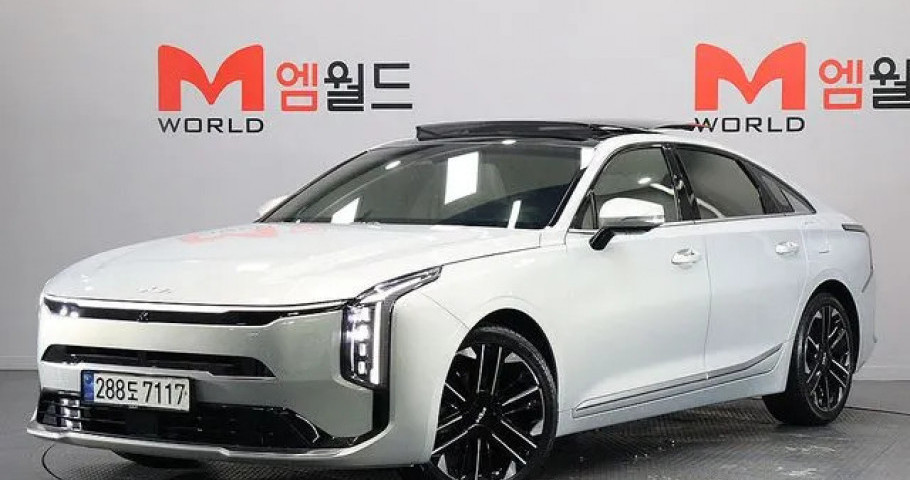 Kia K8 