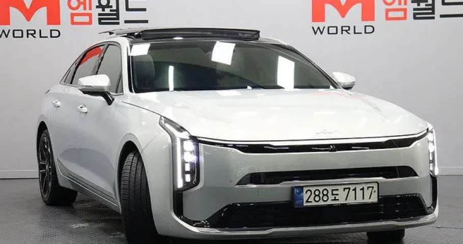 Kia K8 