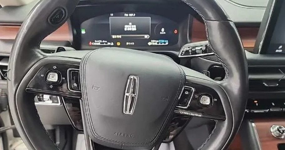 Lincoln Aviator 