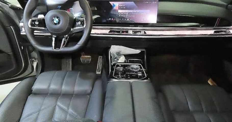 Bmw 7-Series 